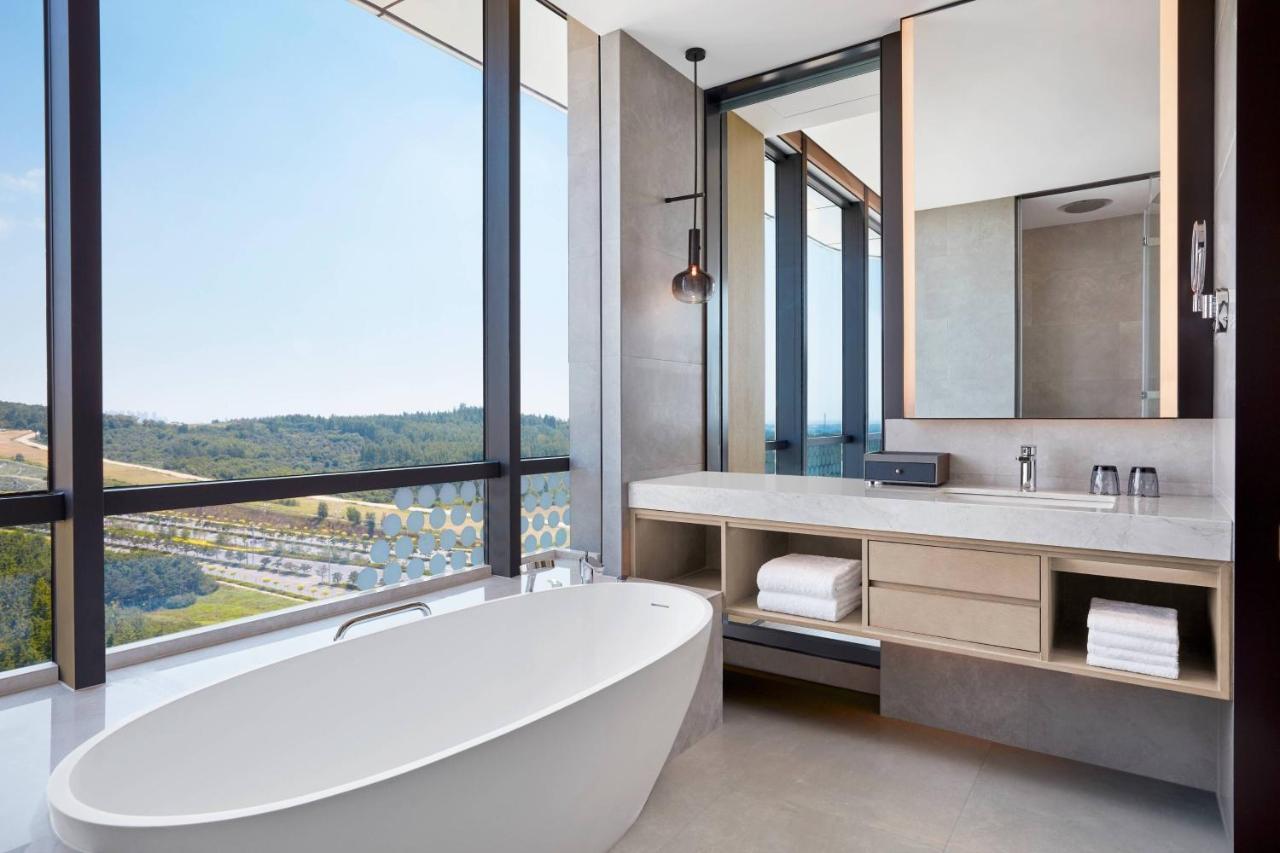 Hotel Courtyard By Marriott Qinhuangdao West Exteriér fotografie